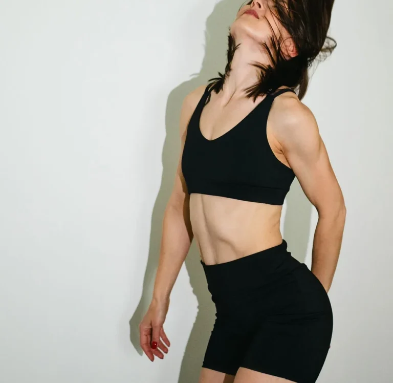 Spodenki do pole dance czarne bok