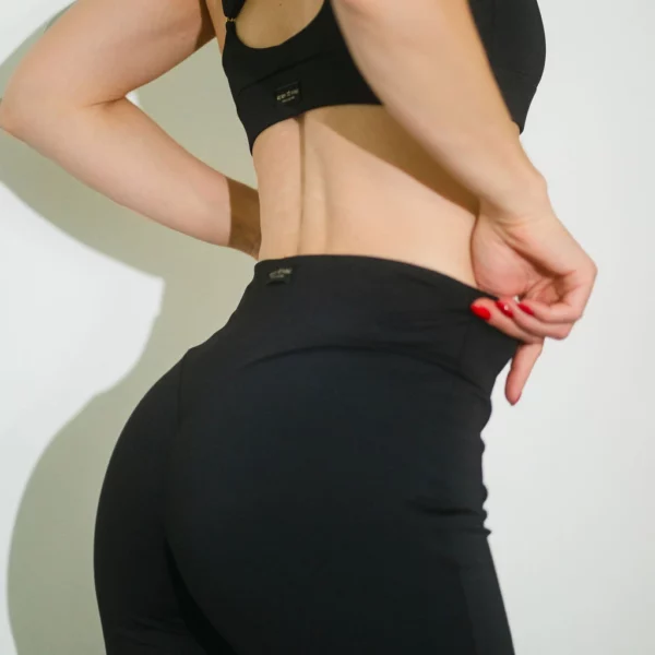 Spodenki do pole dance czarne tył bok